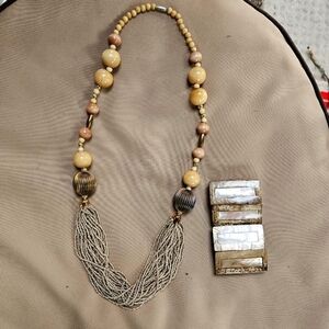 Vintage 2-piece Tribal Bead Necklace and Mother of Pearl Bracelet